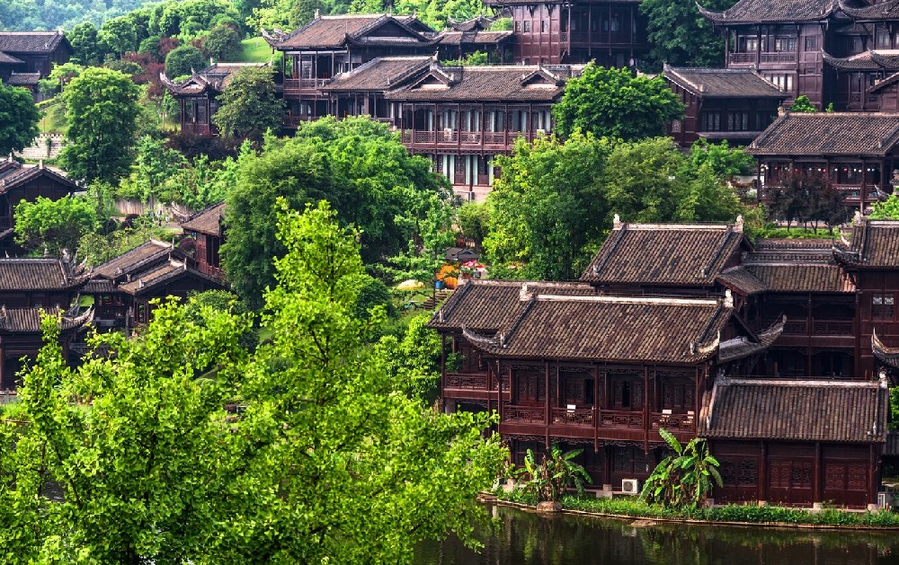 智能一體化設(shè)備高效解決民宿污水，守護自然之美